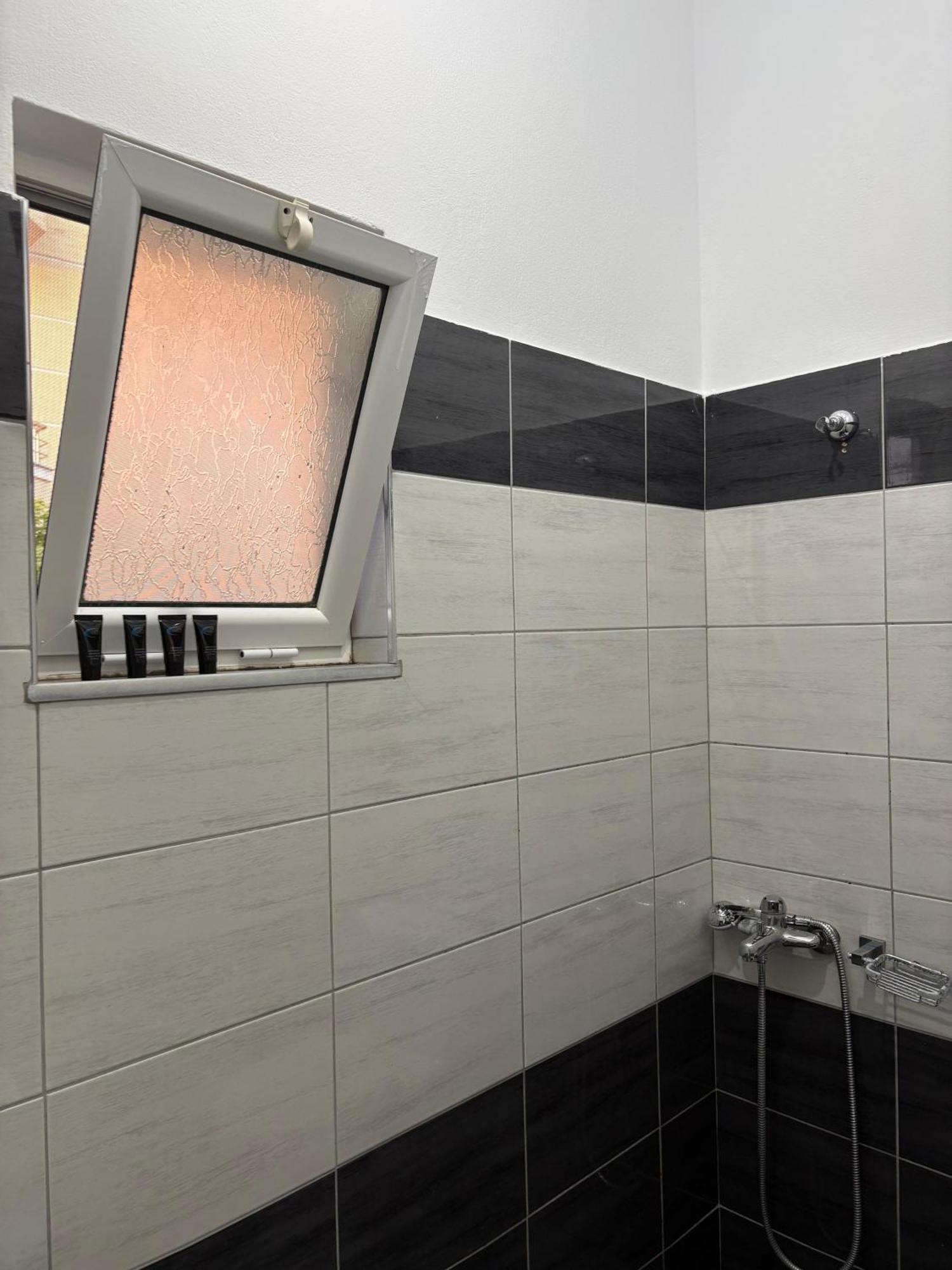 Xhonis Apartments كساميل المظهر الخارجي الصورة
